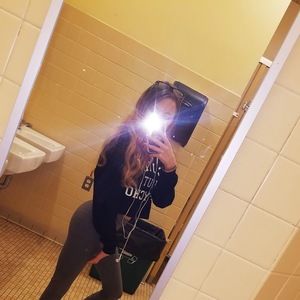 Meet your Posher, Kaylea